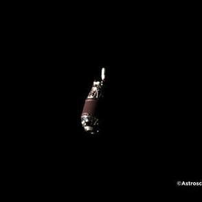 15年前から地球を周回し続けるロケットの一部　アストロスケールの実証衛星が撮影成功