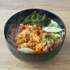 【新しい納豆の食べ方発見レシピ】 納豆のかき揚げのっけ蕎麦 ごはんにのっけてもおいしい！