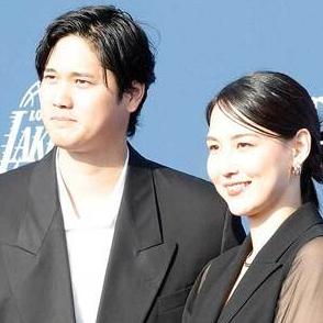 大谷翔平が「リードしている」　真美子夫人を呼び寄せ…カメラマンに“神対応”