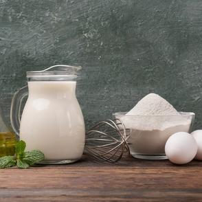 家庭に欠かせない「卵」「小麦粉」「食用油」。5年前と比べていくら値上がりしている？