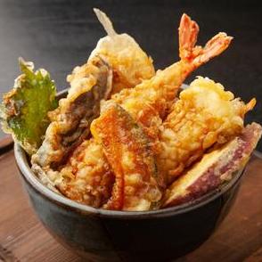 「北海道で人気の天丼」ランキング！　2位は旭川市にある大きい「とり天丼」が名物の「幌加内伝承手打ち蕎麦 せい一」、1位は？【2024年4月版】