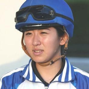 今村聖奈騎手が落馬負傷　新潟大賞典セルバーグは丸山元気騎手に乗り替わり