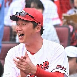 【広島】逆転勝ち 2連敗で止める！代打・松山が決勝3ラン 野間が全力疾走の併殺崩れで同点 森下は7回2死まで無安打の快投で3勝目