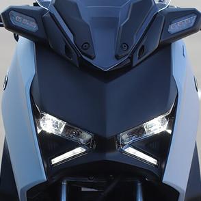 ヤマハ「XMAX ABS」【1分で読める 国内メーカーのバイク紹介 2024年現行モデル】