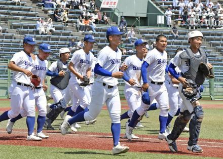 白鴎足利７年ぶりＶ　５－３で宇商に逆転勝ち　春季栃木県高校野球決勝