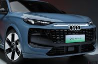 全長4.9mの大型SUV アウディ新型「Q6L e-tron」初公開！ “中国市場専用EV”は2024年末から長春にて生産開始