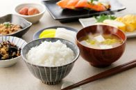 豪華にする？逆に手を抜いちゃう？みんなの「平日と休日の朝食の違い」について調査しました