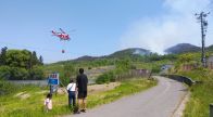 南陽市の山林火災　ヘリ4機で空からの消火活動続く