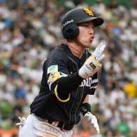 沈黙モードから一転ヒーローに　ソフトバンク柳田悠岐が5月初アーチ含む3安打3打点　「こどもの日」に敵地で呼びかけたこと