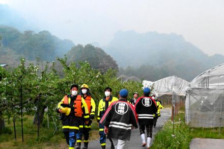 山火事で東京ドーム21個分焼失、400人に避難指示　山形県南陽市