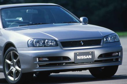 「GT‐R」じゃない方の「スカイライン」が面白い！ 日産の「FR＋直列6気筒」の伝統と魅力を再発見