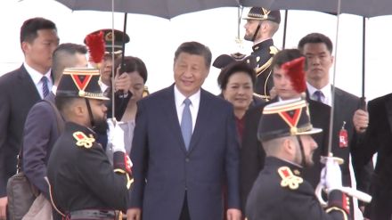 中国・習近平国家主席、ヨーロッパ3カ国歴訪の最初の訪問国・フランスに到着　両国関係の進展などに期待示す