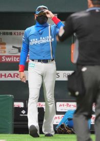 日本ハム・新庄監督　43歳・和田の今季初勝利に「凄いしかない。彼もあと12年ぐらいやると思うんで」