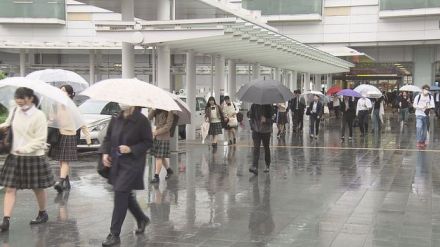 仕事モード“ON”　いつもの通勤風景戻る　大型連休でリフレッシュ　福井駅前