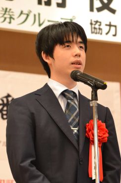 【名人戦】滑走路で指すの？　史上初の空港対局、会場は…　藤井聡太名人対豊島将之九段　第３局