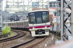 【関東の男性が選んだ】新宿勤務なら住みたい「京王線の駅」ランキング！　第2位は「明大前」、1位は？
