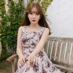 小嶋陽菜の「ハーリップトゥー」がルミネ新宿でポップアップ　サマードレスなどを発売