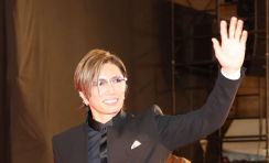 GACKT、3000万円かけた高級外国車　寄付したのに”驚きの価格”で中古車販売「複雑」