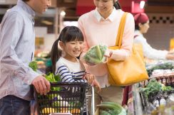 「大阪府で人気のスーパーマーケット」ランキング！　2位はお弁当の種類が豊富な「ハーベスLINKS UMEDA店」、1位は？【2024年5月版】