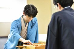 【名人戦・第3局2日目】藤井名人、封じ手は端角　棒銀で2筋も突破、金銀交換から竜も作って好調！