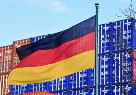 米国、ドイツ最大の貿易相手国に　中国抜く