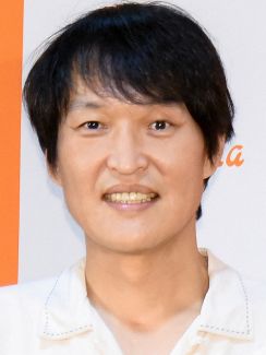 千原ジュニア驚き！後輩芸人が飛行機で見た“態度悪すぎ”芸能人とは？ネット「実は礼儀正しいのが…」