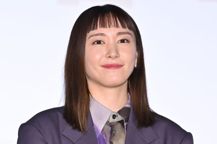 新垣結衣、行ってみたい世界は“絵に描かれた宇宙”　実際の宇宙は「自分がちっぽけに見えてドキドキしちゃうだろうな」