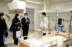 日本の医学部増員、医師の集団行動も政府の一方的な発表もなし