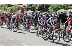 「ツール・ド・熊野」開幕　和歌山県古座川町・自転車の国際レース