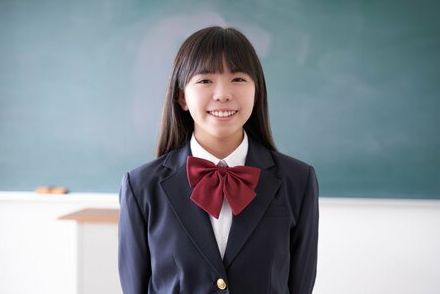 【学費一覧表】幼稚園から高校まで「公立」なら総額約574円！オール「私立」なら3倍以上に…