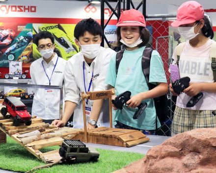 日本最大級の模型展示会「静岡ホビーショー」に小中高生３９００人が来場