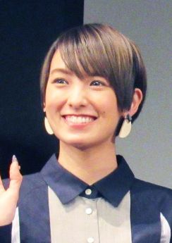 キュートな印象ガラリ！南明奈「まだ３４歳なの？！」とネット二度見　夫は１８歳年上「こんなに似てた？」