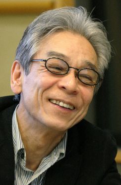 毎日新聞客員編集委員、近藤勝重さん死去　「健康川柳」選者　79歳