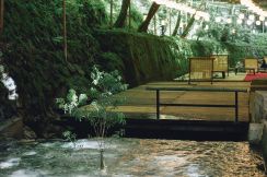 SANTASSÉ（サンタッセ）が京都・貴船神社の川床でポップアップイベントを開催