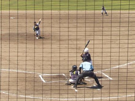 試合白熱！　岐阜県内の小中学女子野球が交流　各務原市