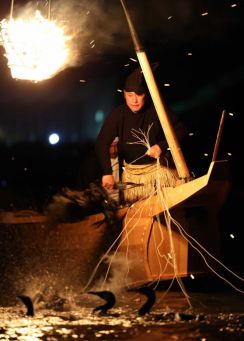 闇夜を照らす伝統の技　「長良川鵜飼」が開幕　5年ぶり制限なし