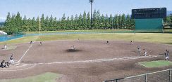 子ども憧れの球場に　砺波市野球連盟が支援　スコアボード改修クラウドファンディング