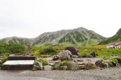 フライト登山で日本百名山を踏破！　立山登山のおすすめ「パッキング術」と「航空輸送NG」のアイテムとは