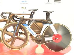 自転車トラック種目　パリ五輪は東レ開発　１９８５万円の新モデルで金メダルへ「思った以上にスピードが出る」