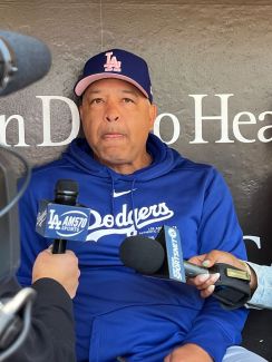 ロバーツ監督、大谷の先発外し決断の背景…「10月までプレー」見越して判断…ド軍とエ軍の明確な違い