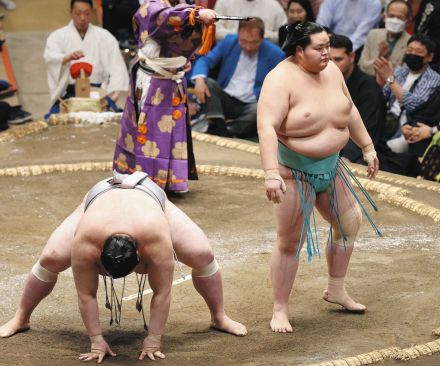 50年ぶり本場所で「琴桜」勝ち名乗り　照も貴景勝もいない土俵を２場所目大関が盛り上げる【大相撲夏場所】