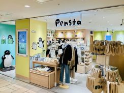 Suicaのペンギン、グッズショップ2号店に新店長就任。店舗限定グッズも新発売