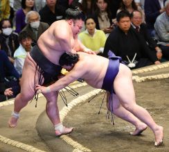 【夏場所】貴景勝３場所連続の休場　師匠・常盤山親方は悲痛「手術をすれば最低でも１年かかる」