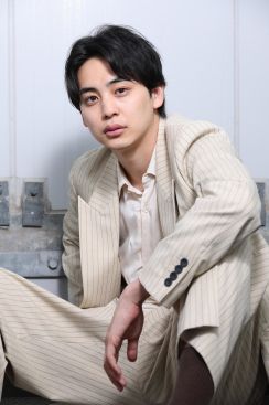 鈴木志遠、映画「卍リバース」単独初主演　谷崎潤一郎の名作にどう挑んだのか／前編