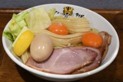 たまごかけごはんから生まれたつけ麺、クセになるつるつるの喉ごし、ＴＫＭ　埼玉・熊谷　～自慢の推し麺～