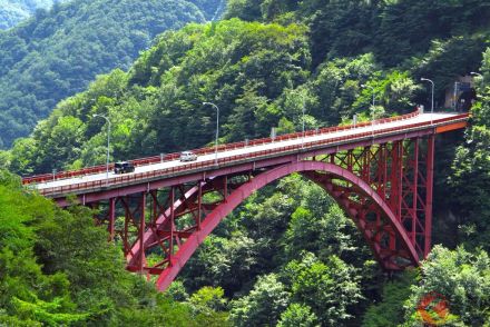 静岡～関越道へ直結「西関東連絡道路」最大の難所「大滝トンネル」工事大詰め!? クネクネ山道を「5kmも短縮」超ショートカット道路の現状は？