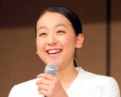 浅田真央さん「よく泣いていましたが、できるまで絶対諦めず」現役引退の宇野昌磨ねぎらう「応援しています」