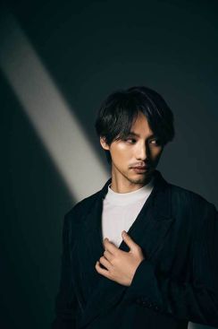 福士蒼汰、30歳の現在地「俳優は一種のアーティスト」　明かした野望「性格の上では監督業の方が」