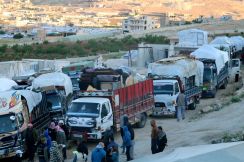 経済危機のレバノン、シリア人を本国送還