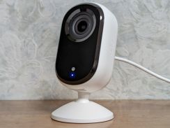 Arloブランドの「Essential屋内用カメラ（第2世代）」を試す　Ringの屋内カメラとの違いは？